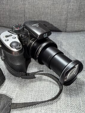 GE Power Pro Series X5 14.1MP Digital Camera - Black - Tested WORKS